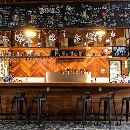 חיליטלה Hotel Cerveceria James מראה חיצוני תמונה